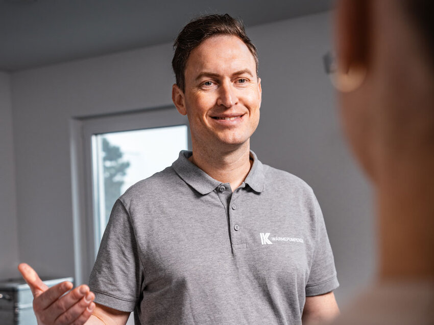 Christian Schimonek im Beratungsgespräch